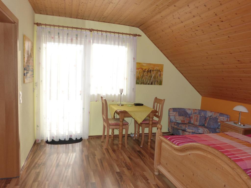 Gaestehaus Moni Jaeger Weyher Esterno foto